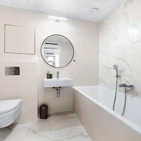 Castle And Danube View アパート ブラチスラヴァ