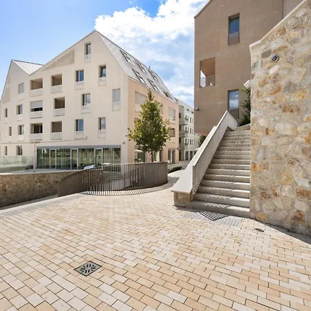 Apartment Castle And Danube View Pressburg