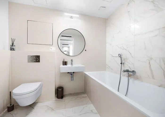 Castle And Danube View Lägenhet Bratislava