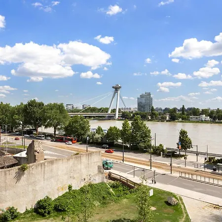公寓 Castle And Danube View